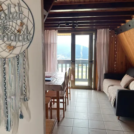 La-haut シャレー レ・ザングル